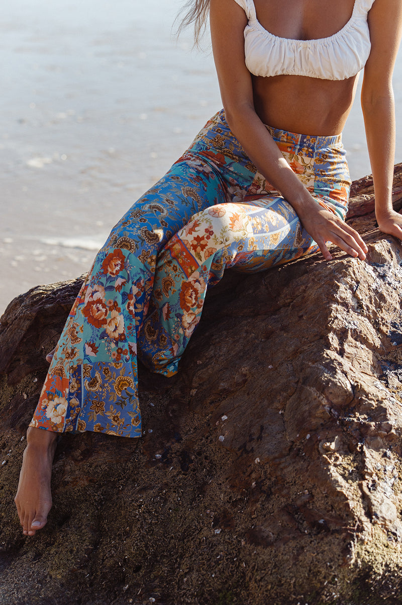 PATCHWORK FLORAL BELL BOTTOMS