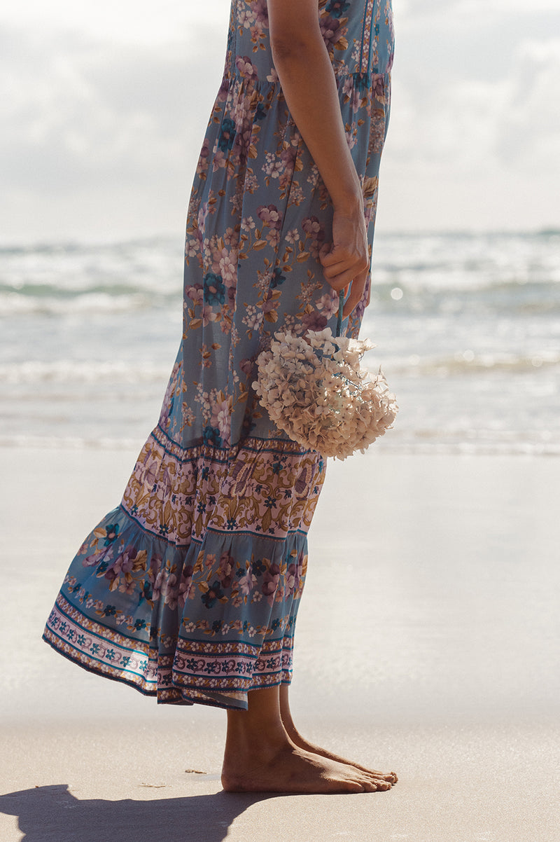 VINTAGE FLORAL DREAM CHASER DRESS - ARONA BLUE